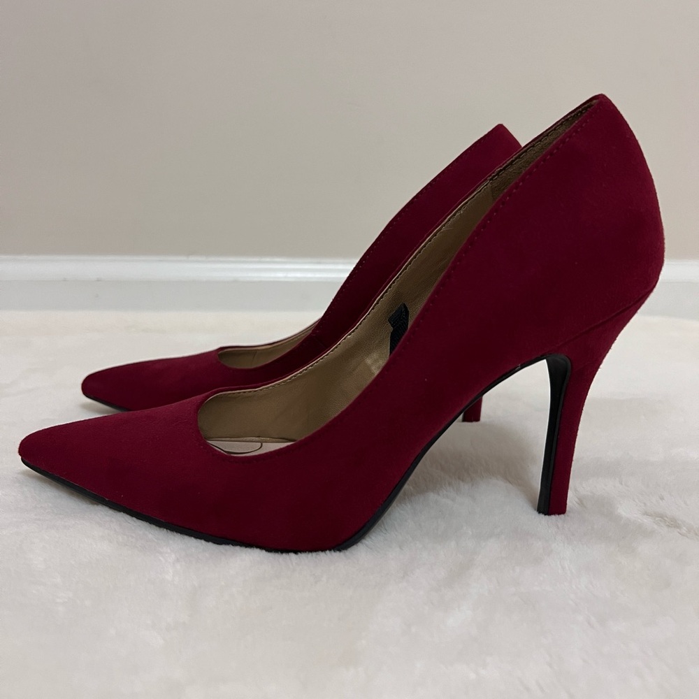 Sam and Libby red heels (brand new, no box)